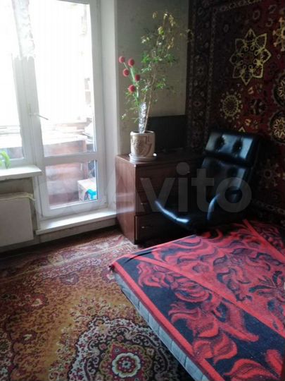 Комната 14 м² в 3-к., 3/9 эт.