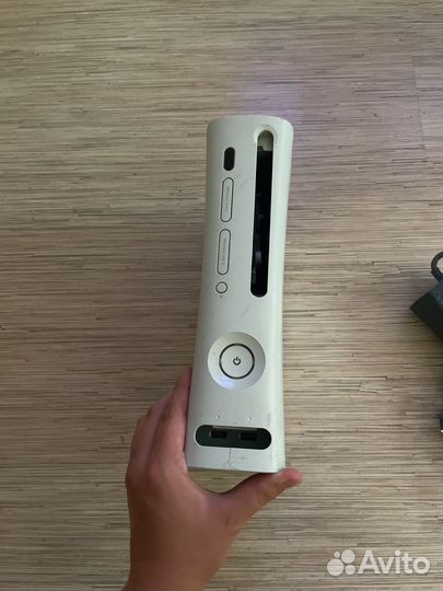 Xbox 360 белый