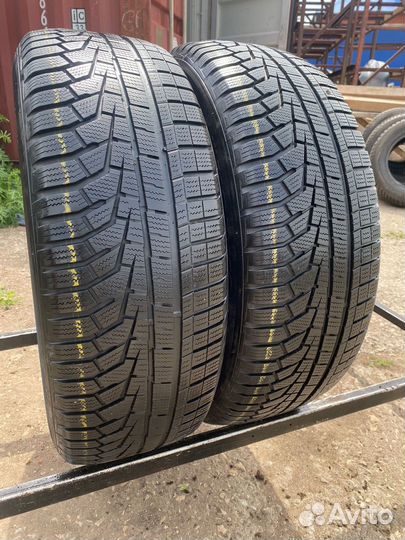 Hankook Winter I'Cept Evo2 W320A SUV 235/65 R17