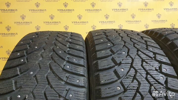Formula Ice 215/55 R17 98T