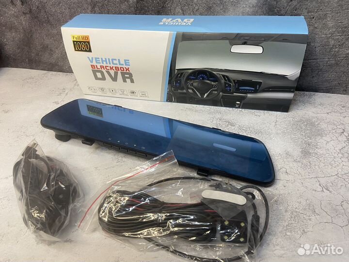 Видеорегистратор с двумя камерами