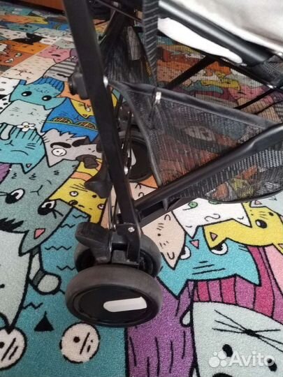 Прогулочная коляска