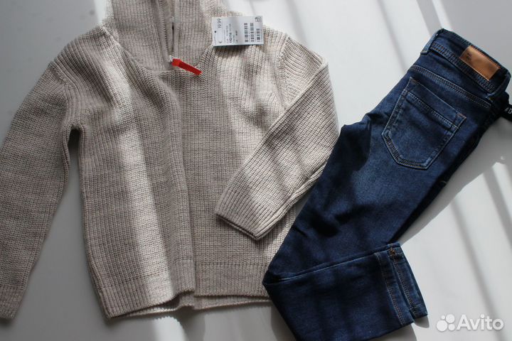Свитер hm для мальчика и джинсы