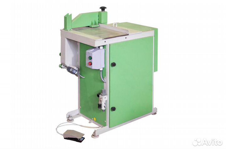 Торцовочный станок (торцовка) по дереву