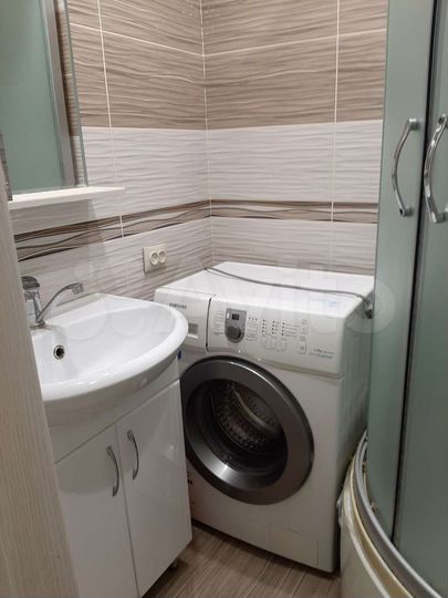 2-к. квартира, 53 м², 2/5 эт.