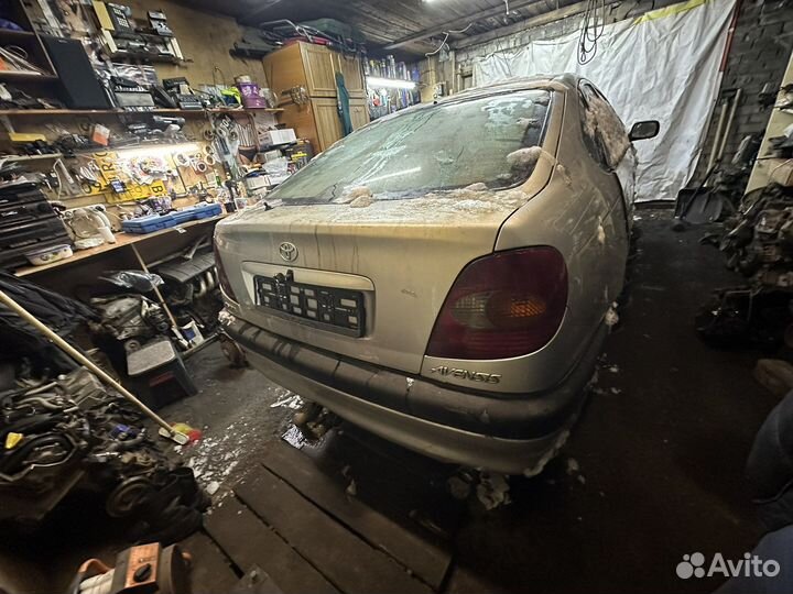 Toyota Avensis 1 T22 дизель 2.0 2c-te МКПП разбор