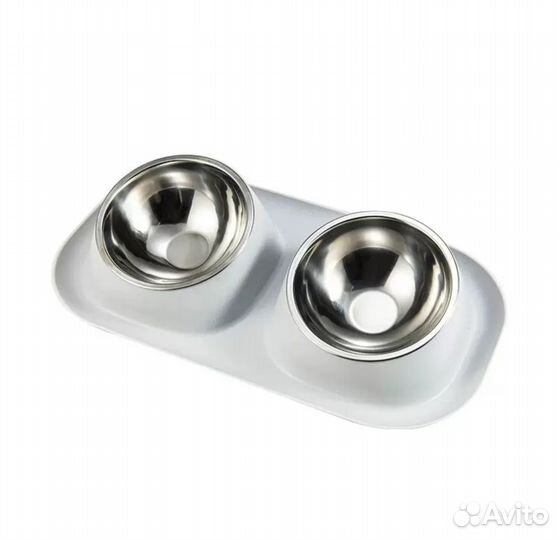 Миска для собак и кошек новые на подставке