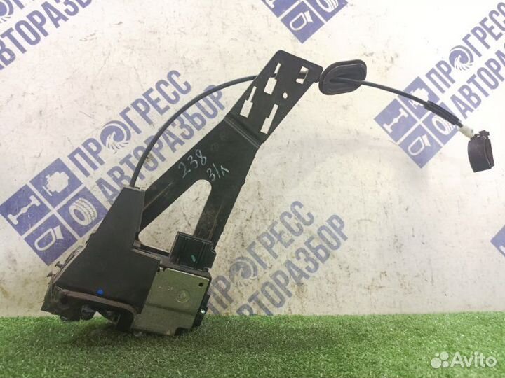 Замок двери задний левый Ford Fusion хэтчбек 1.6