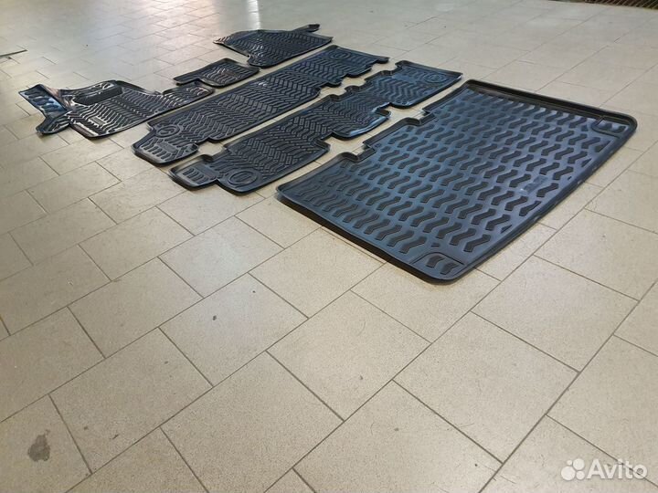 Коврики в салон багажник Volkswagen Caravelle T5