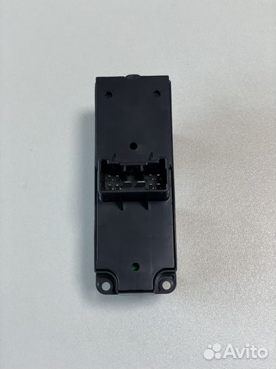 Блок управления стеклоподъемниками Mazda MPV