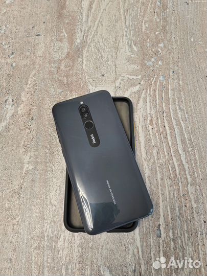 Xiaomi Redmi 8, 4/64 ГБ