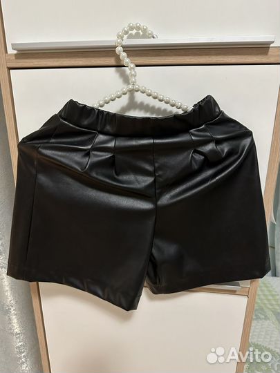 Шорты кожаные