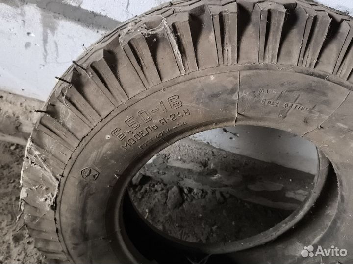Продам 2 колеса УАЗ, и две шины