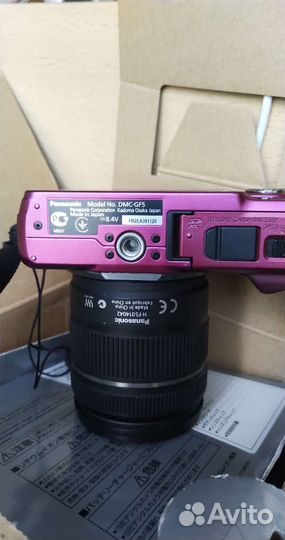 Panasonic G2 фотоаппарат с Lumix 14-42мм кит