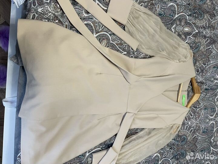 Вечернее платье