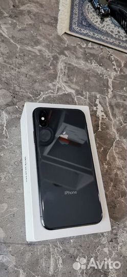 iPhone X, 64 ГБ