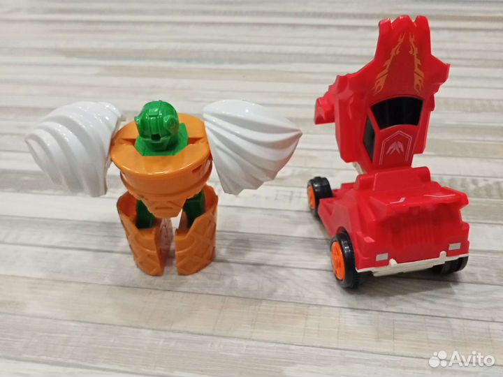 Игрушки трансформеры