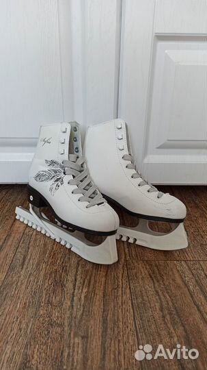 Коньки фигурные детские 34 размер