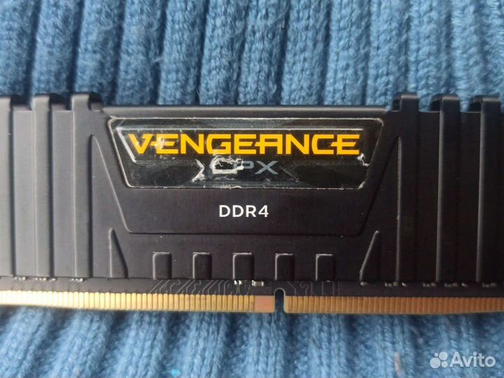 Corsair vengeance LPX ddr4 8GB