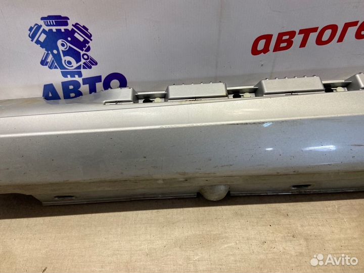 Накладка на порог наружная левая Mercedes E250