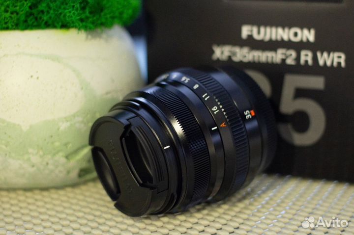 Объектив Fujifilm XF 35mm f/2.0 R WR Fujinon