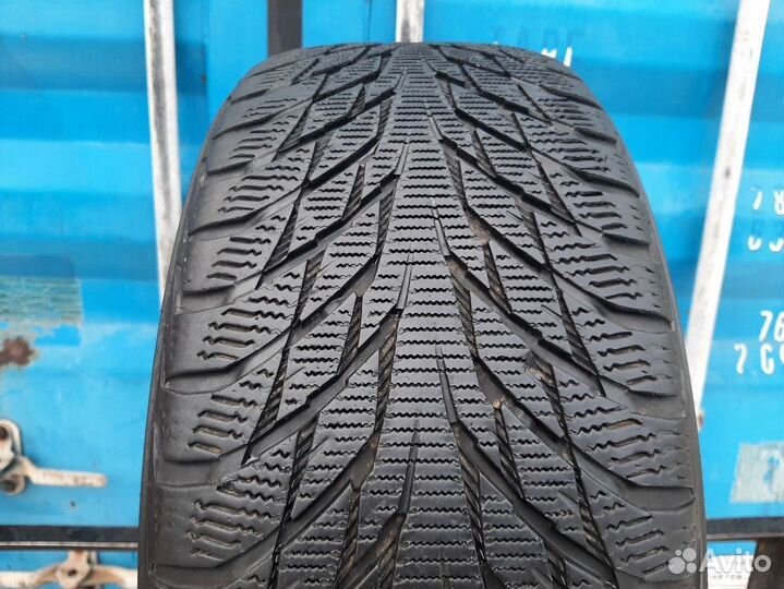 Nokian Tyres Hakkapeliitta R2 215/50 R17 92B