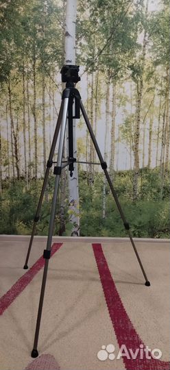 Штатив для фотоаппарата, камеры