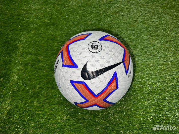Футбольный мяч nike английской премьер-лиги 22/23