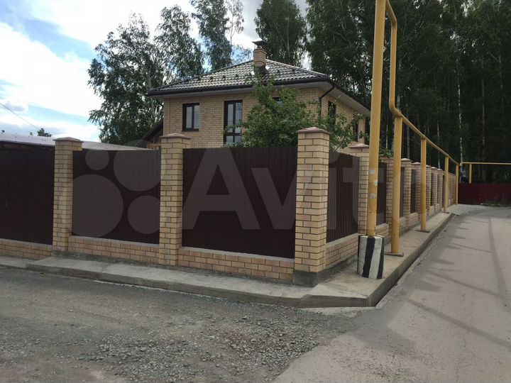 Коттедж 150 м² на участке 6 сот.