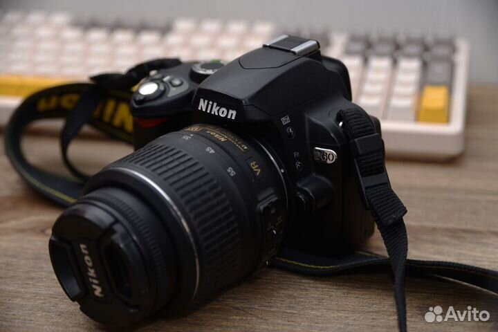 Nikon D60+Kit 18-55mm 1:3.5-5.6G VR AF-S DX Nikkor