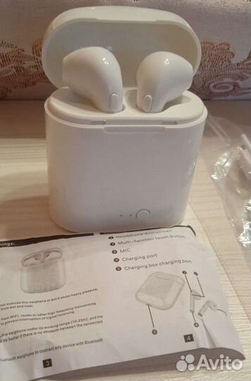 Беспроводные наушники новые