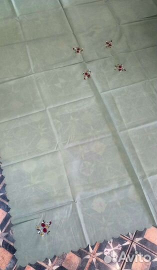 Скатерть с салфетками