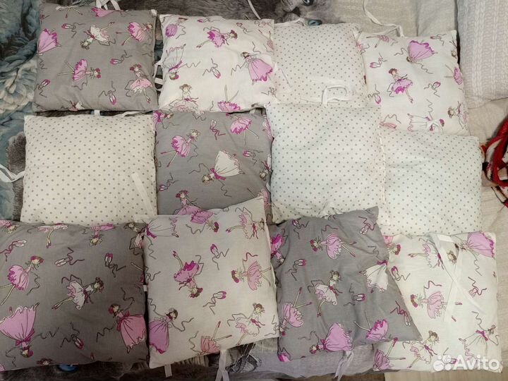 Подушки бортики в детскую кроватку