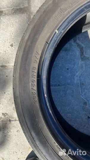 Yokohama BlueEarth RV02 235/50 R18