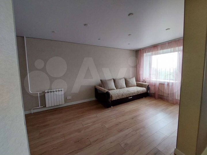 2-к. квартира, 42 м², 4/4 эт.