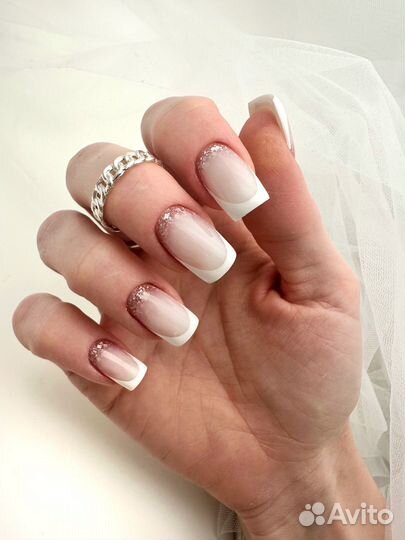 Маникюр, педикюр, наращивание