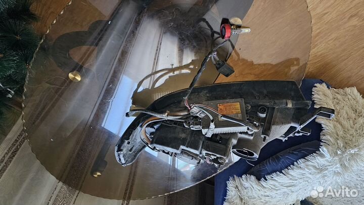 Фара Nissan avenir W11 (правая xsenon)