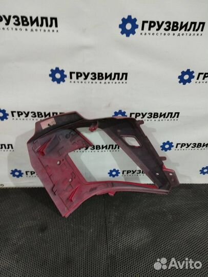Окантовка левой фары Volvo FMX 84236092