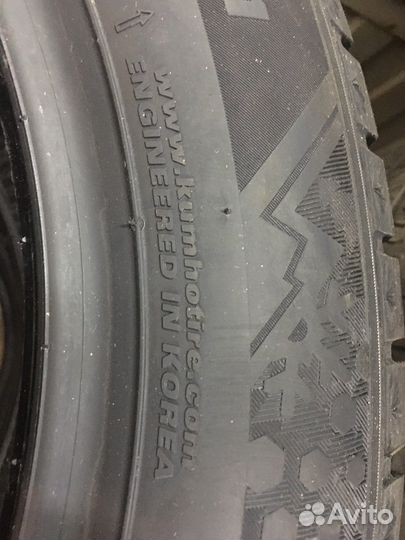 Kumho WinterCraft Ice Wi51 205/55 R16 94T