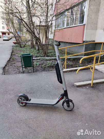 Электросамокат Ninebot es4