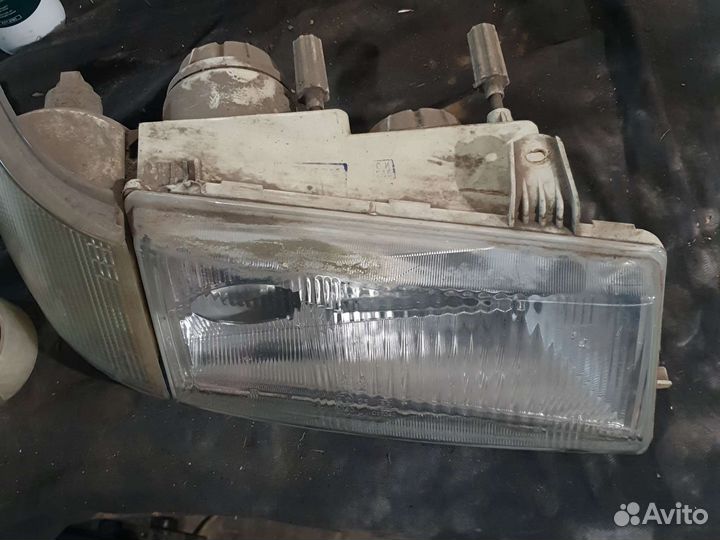 Фара правая 2110