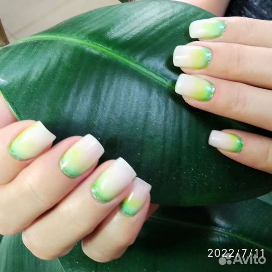 Маникюр педикюр