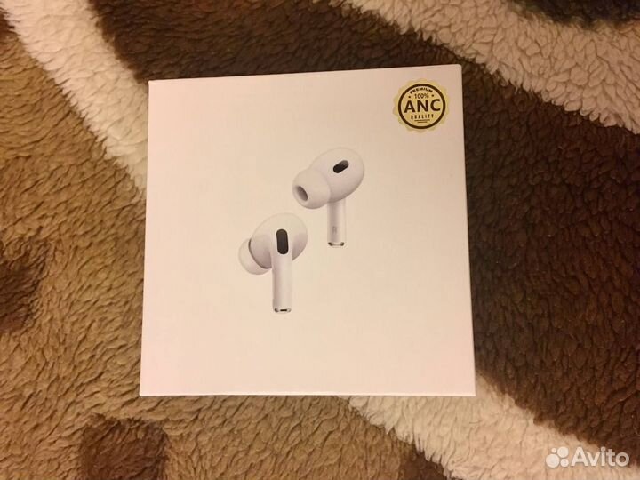 Беспроводные наушники AirPods Pro шумоподавление