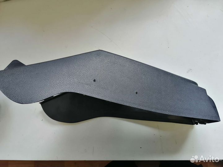 Консоль на кулису МКПП Renault Logan 2