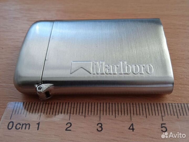 Металлический спичечный коробок Мальборо
