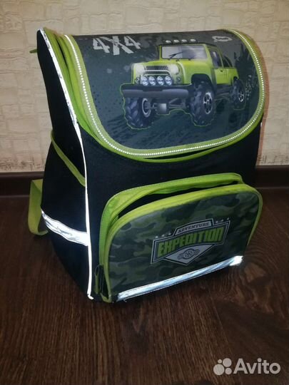 Школьный рюкзак