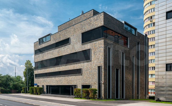 Офисный особняк (можно под медиц.центр), 2384 кв.м