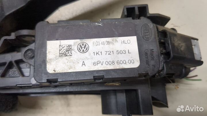 Педаль газа Volkswagen Passat 6, 2007