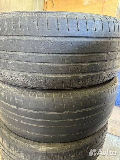 Yokohama BluEarth AE50 235/55 R18