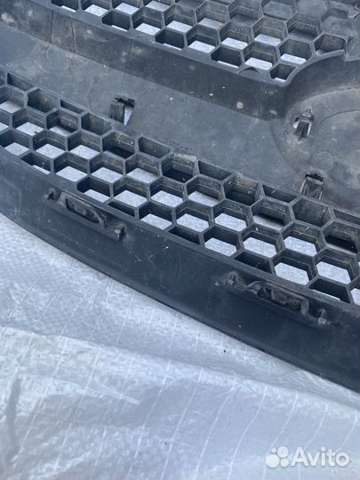 Решетка радиатора LADA largus